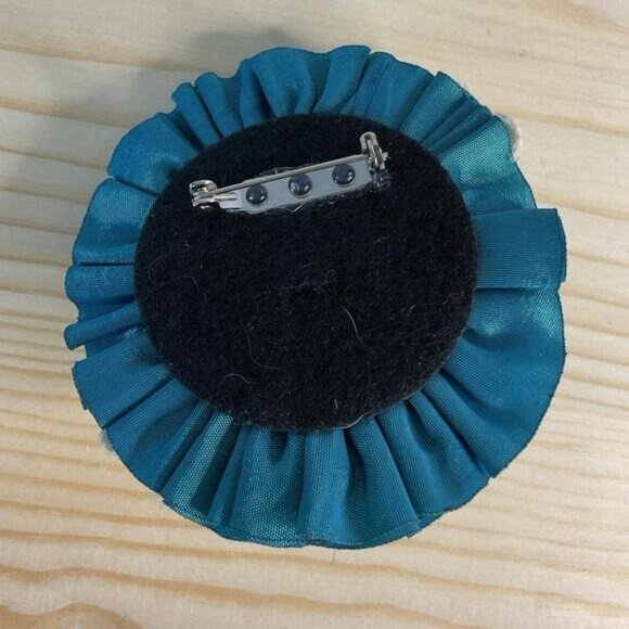 Vintage Teal & Lace Fabric Brooch With Pearl & Rhinestone Accents - Picture 3 of 4